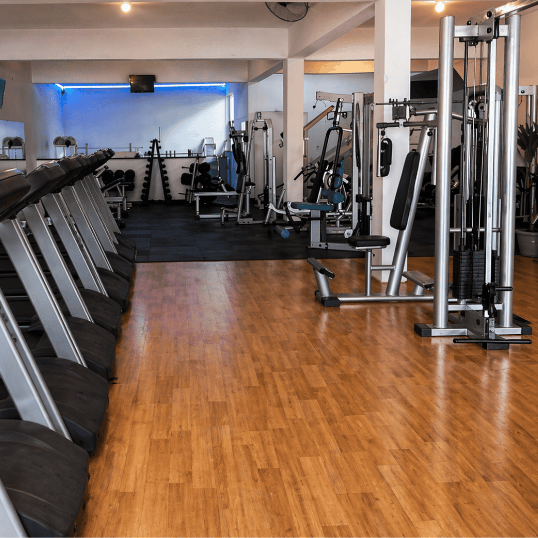 Academia com piso vinílico de alto padrão